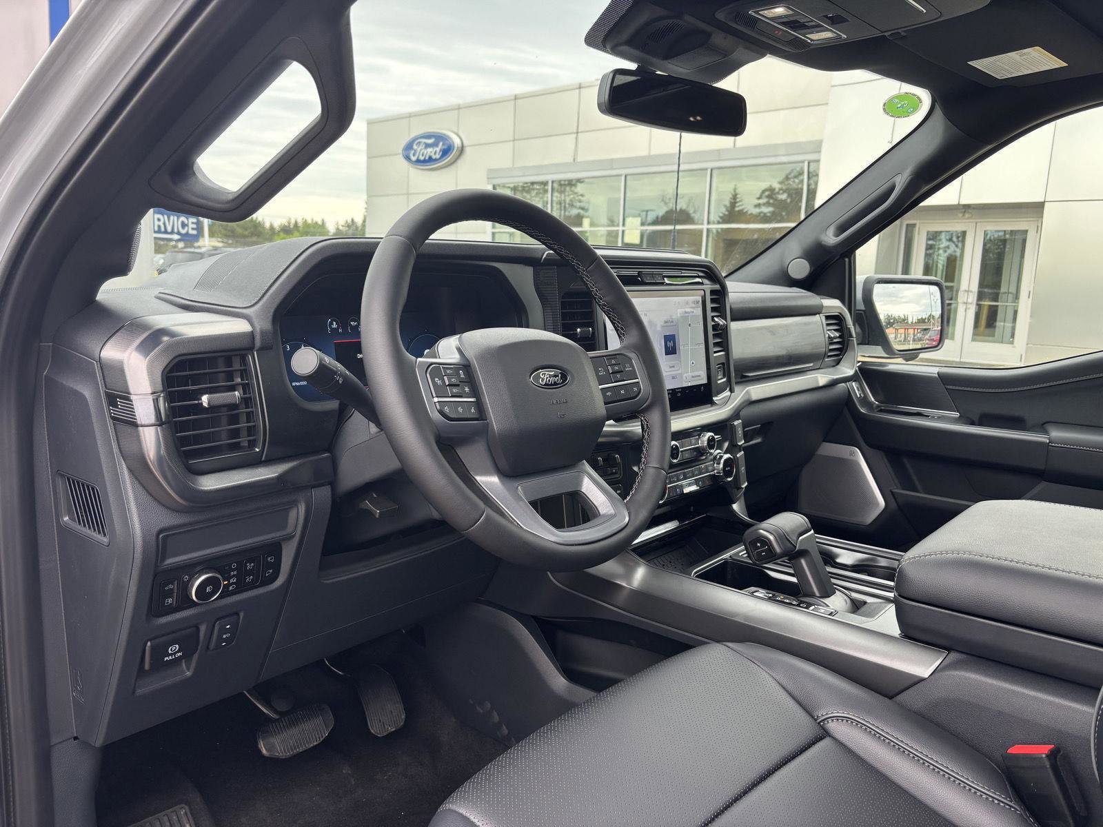 New 2025 Ford F150 Lariat w/ Equipment Group 502A High image 19