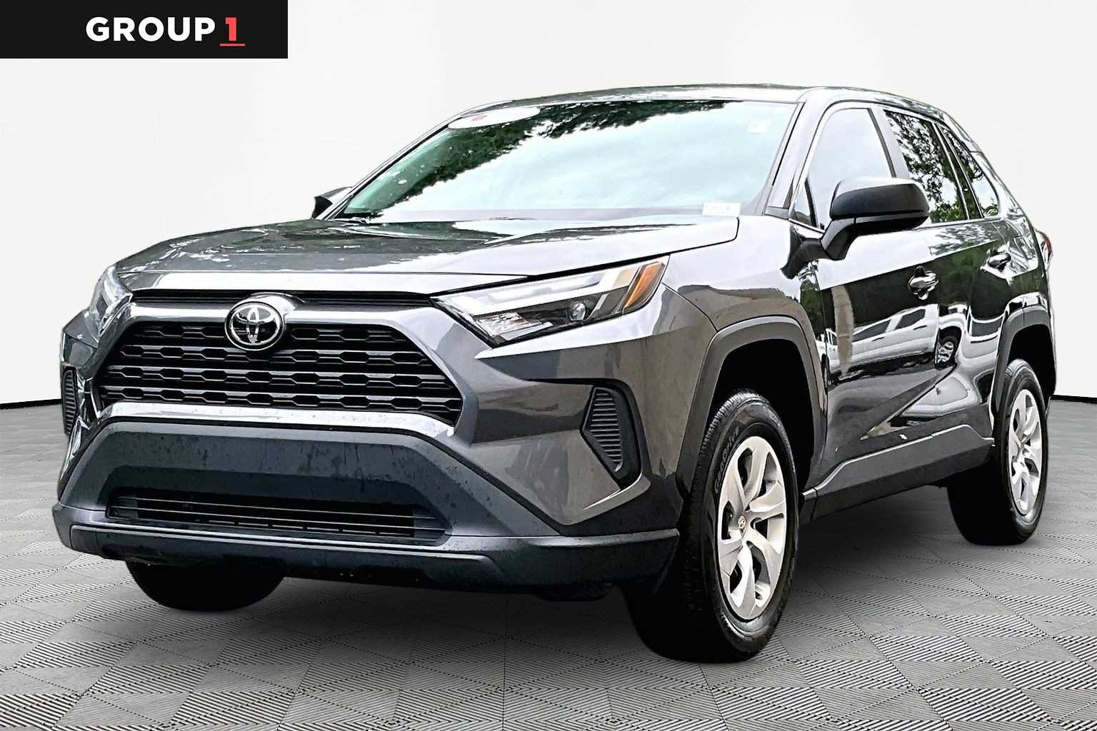 Certified 2023 Toyota RAV4 LE FWD image 1