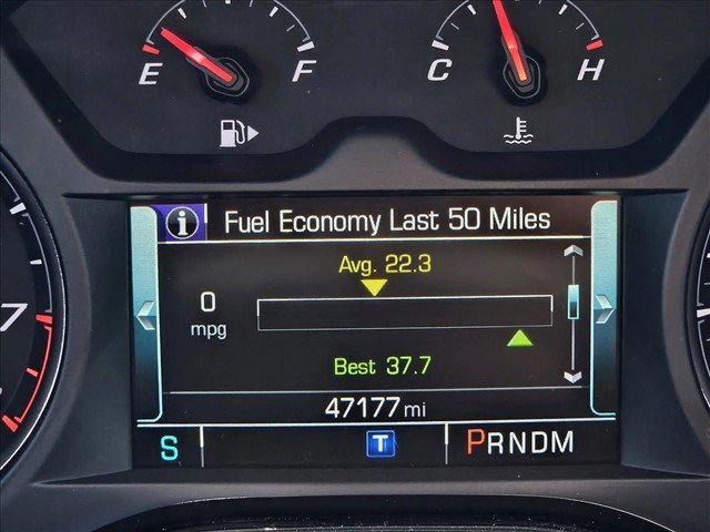Used 2017 Chevrolet Camaro LT w/ Technology Package RWD image 16