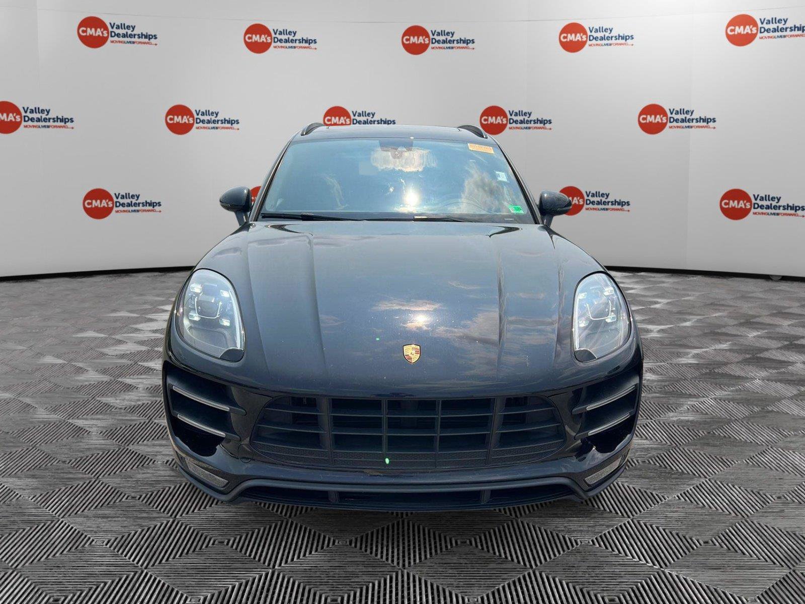 Used 2017 Porsche Macan Turbo AWD/4WD image 7