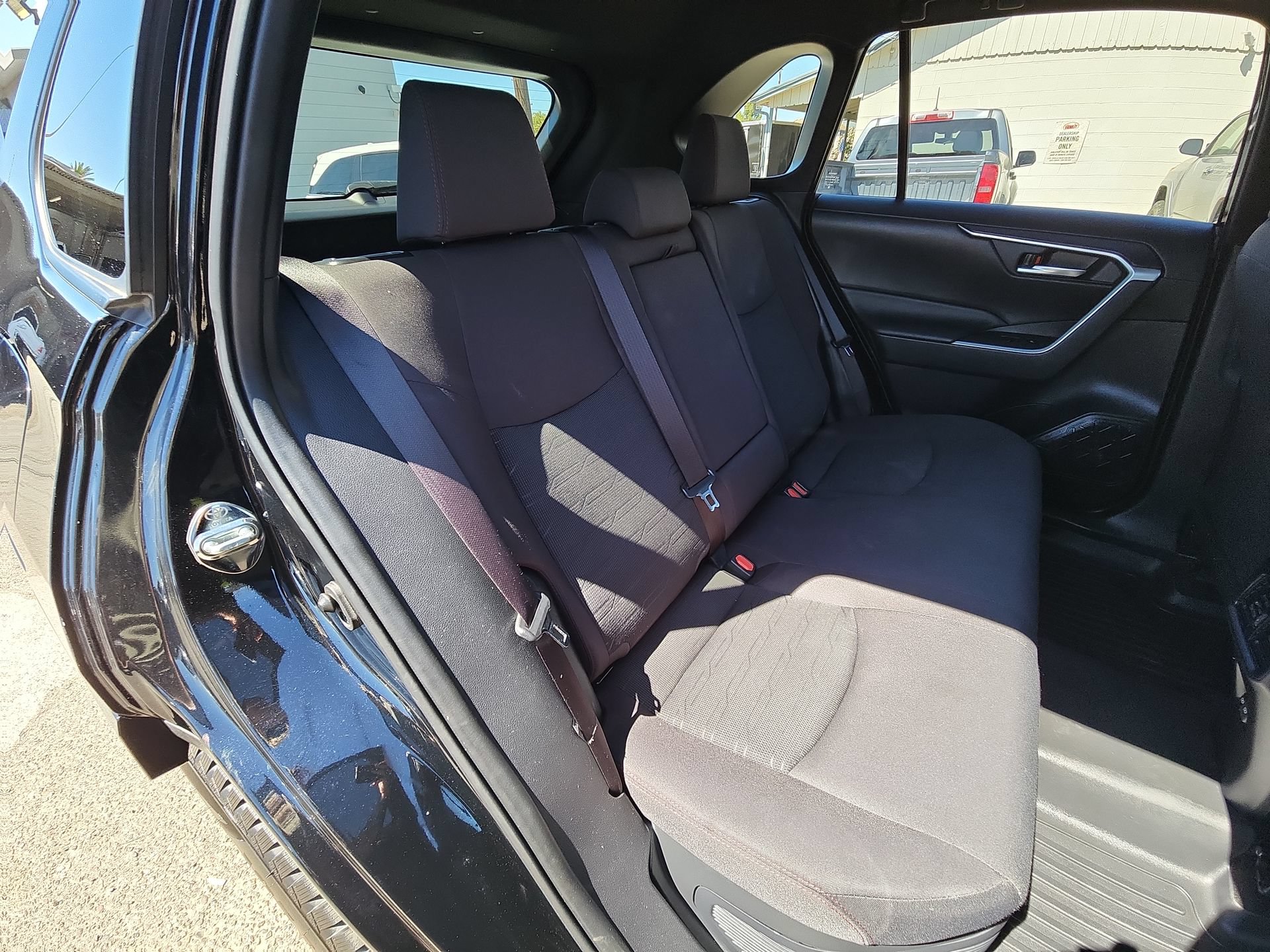 Used 2023 Toyota RAV4 SE w/ Weather & Moonroof Package AWD/4WD image 27