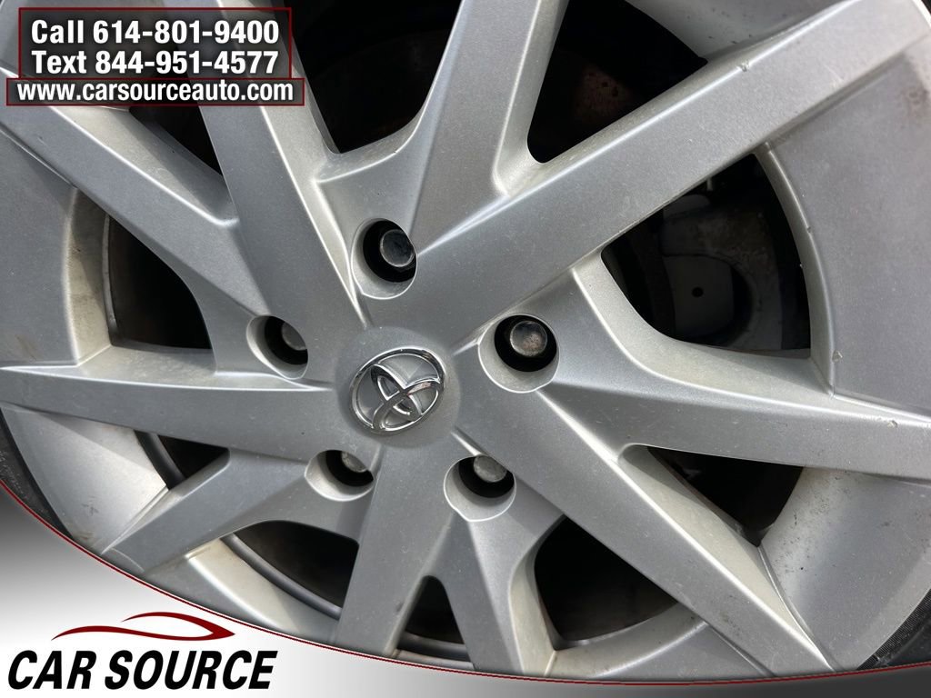 Used 2012 Toyota Prius V Three image 12