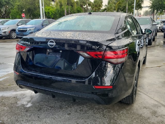Used 2024 Nissan Sentra SV FWD image 4