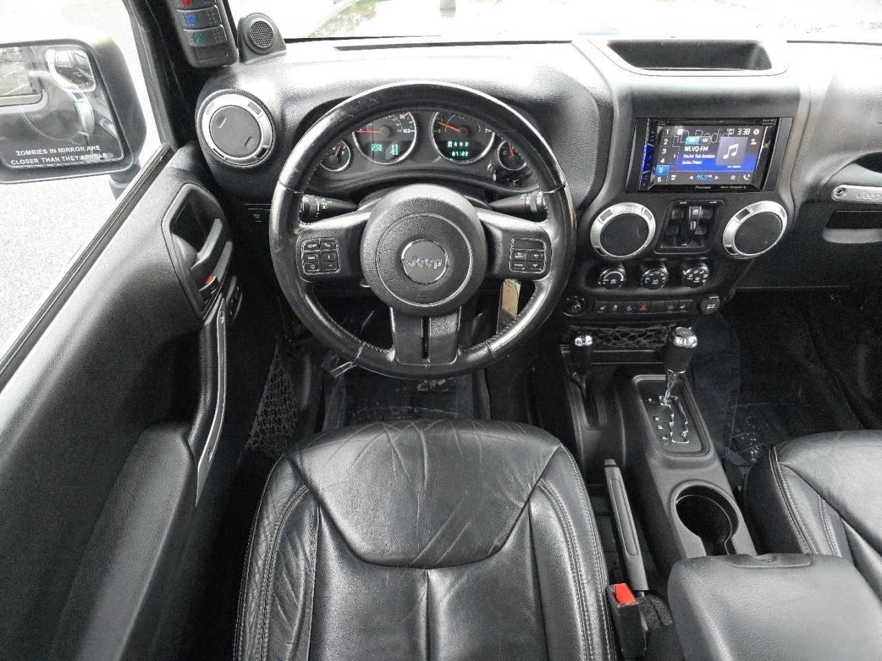 Used 2013 Jeep Wrangler Unlimited Rubicon w/ Connectivity Group image 21