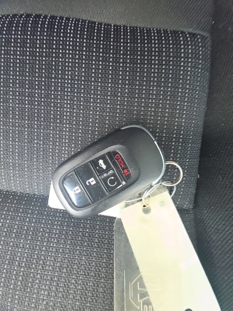 Certified 2024 Honda Civic EX image 32