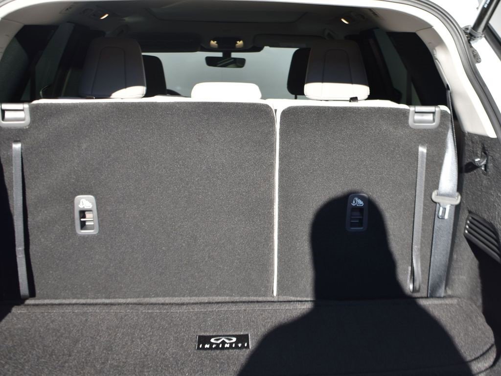 New 2026 INFINITI QX60 Luxe w/ Cargo Package image 16