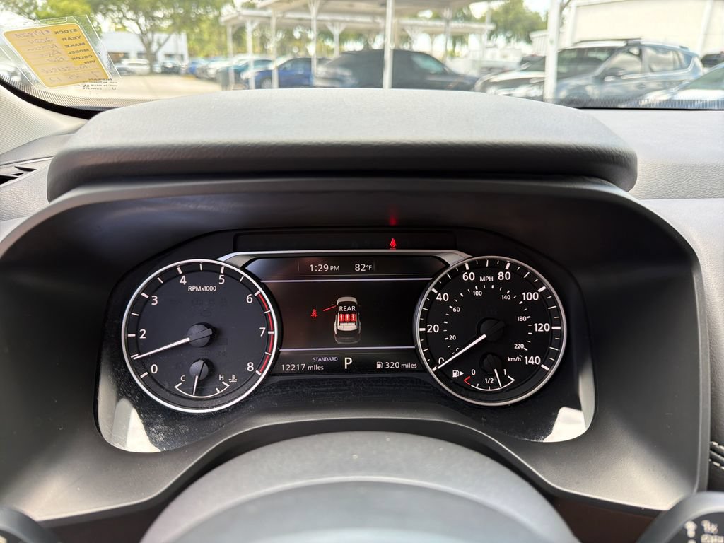 Certified 2024 Nissan Rogue SV FWD image 23