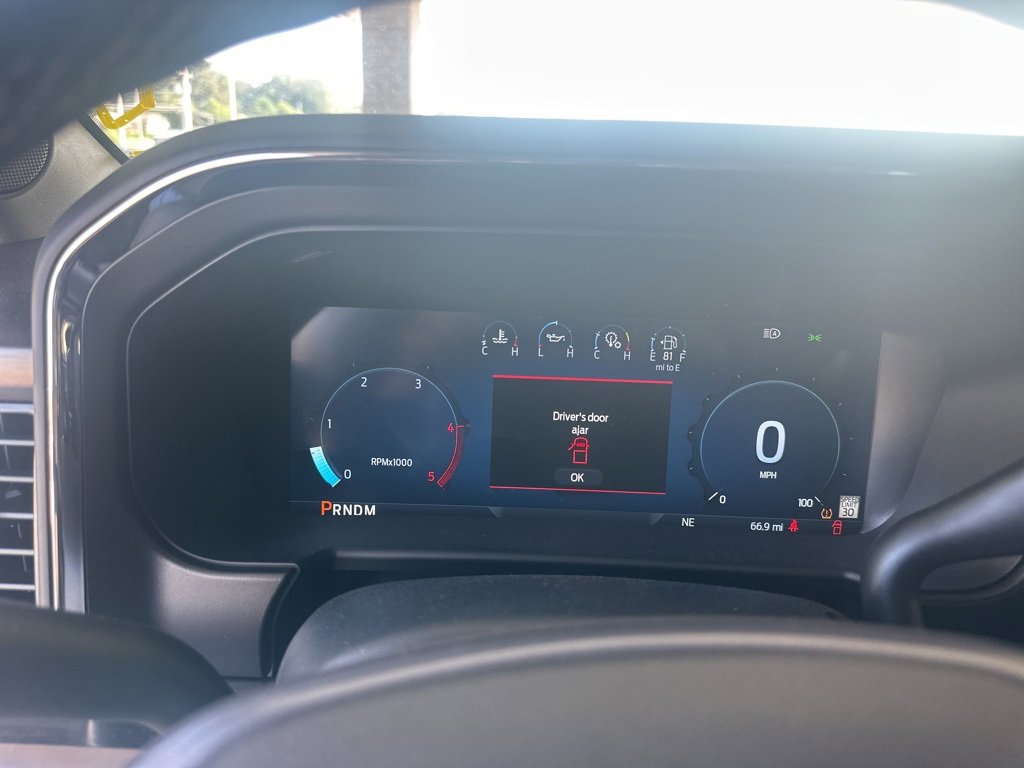 New 2025 Ford F350 Lariat w/ Lariat Ultimate Package image 10