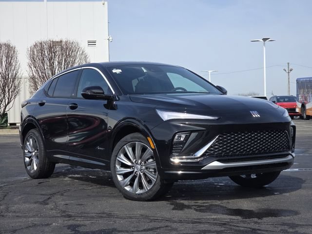 New 2026 Buick Envista Avenir FWD image 2