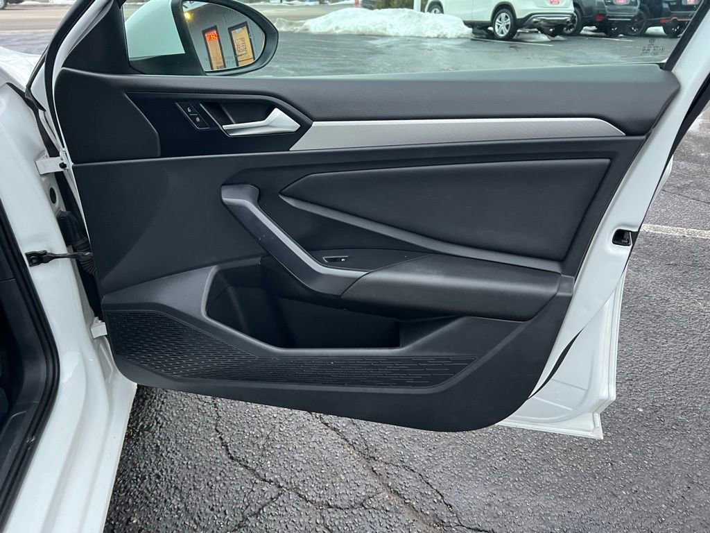 Used 2019 Volkswagen Jetta S w/ Driver Assistance Package image 23