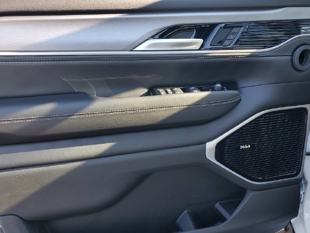 New 2026 Jeep Grand Wagoneer Limited AWD/4WD image 22