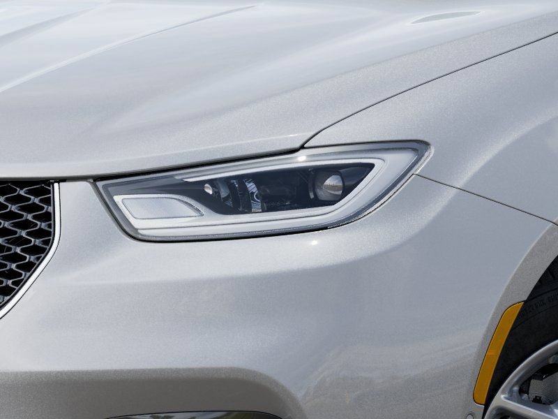 New 2026 Chrysler Pacifica Select FWD image 10