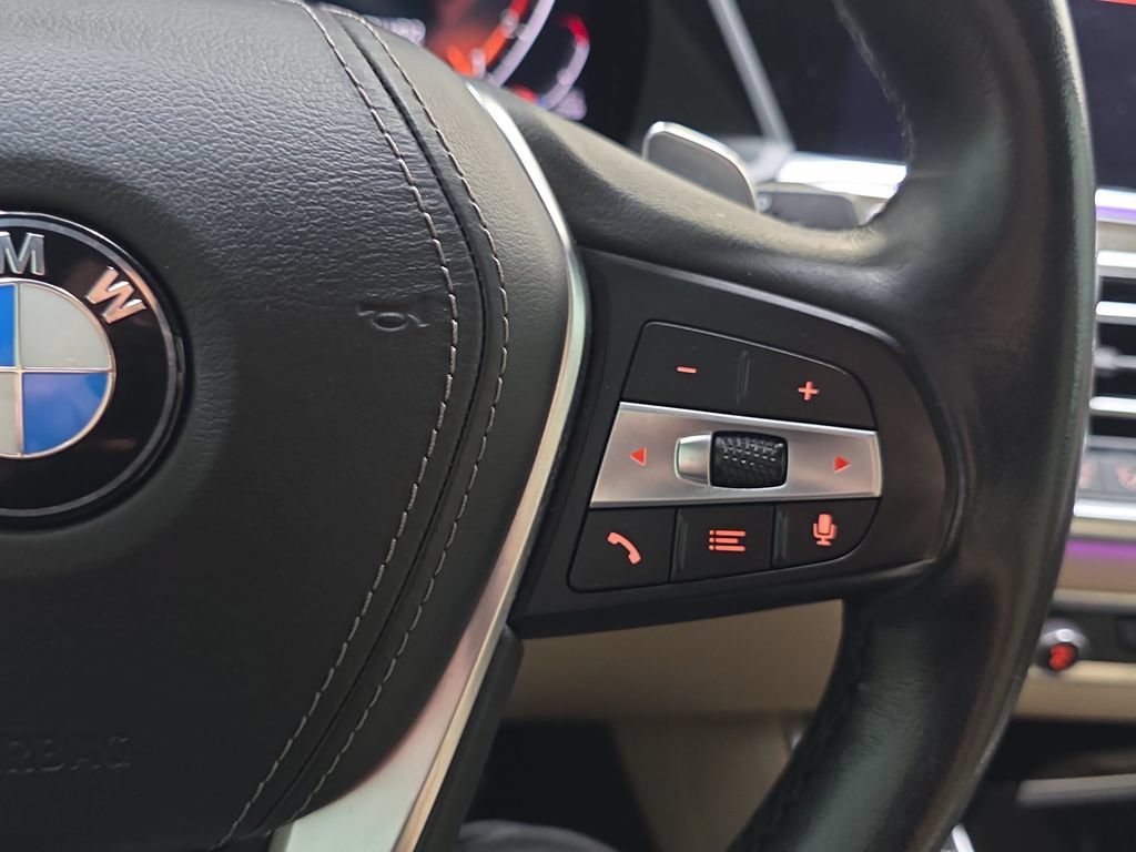 Used 2019 BMW X5 xDrive40i w/ Premium Package AWD/4WD image 14