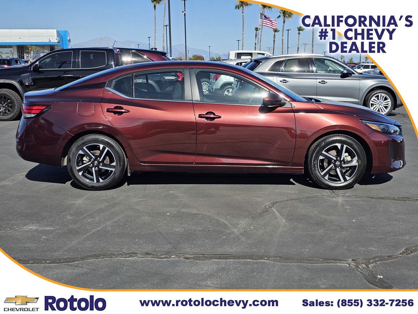 Used 2025 Nissan Sentra SV FWD image 8