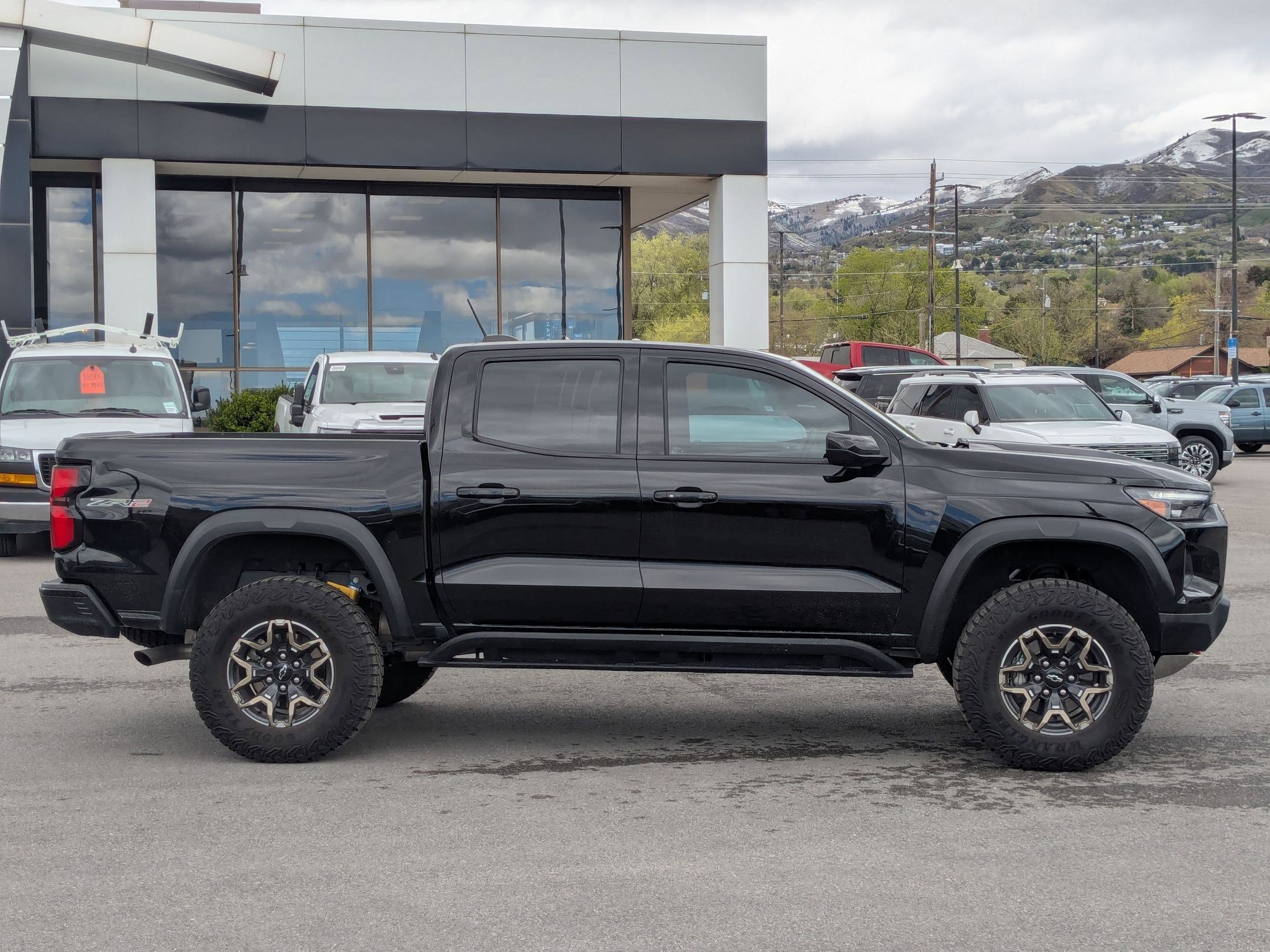 Used 2024 Chevrolet Colorado ZR2 image 6