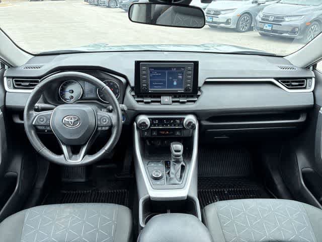 Used 2022 Toyota RAV4 XLE w/ XLE Grade Weather Package AWD/4WD image 16