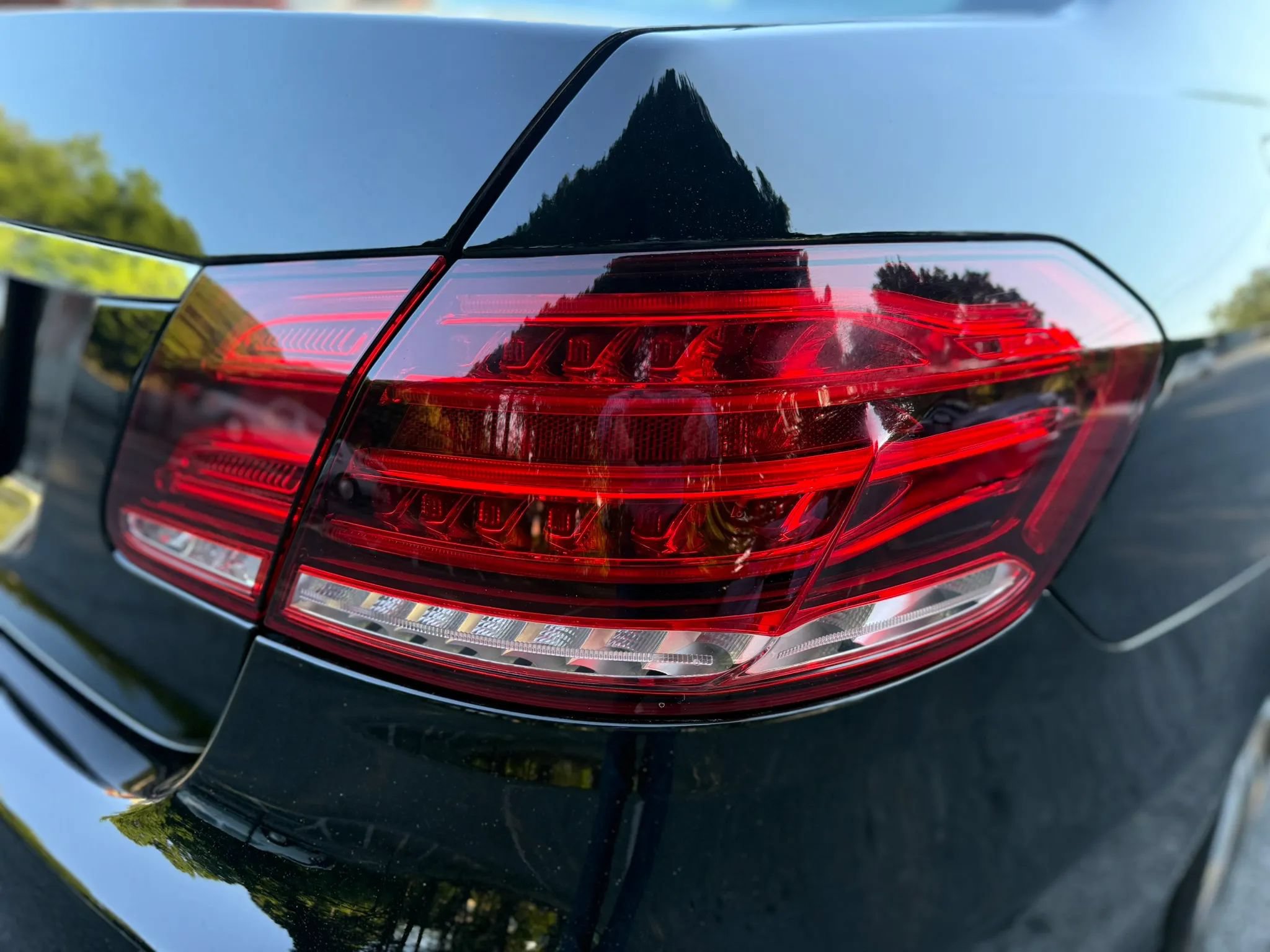 Used 2015 Mercedes-Benz E 350 Sedan image 20