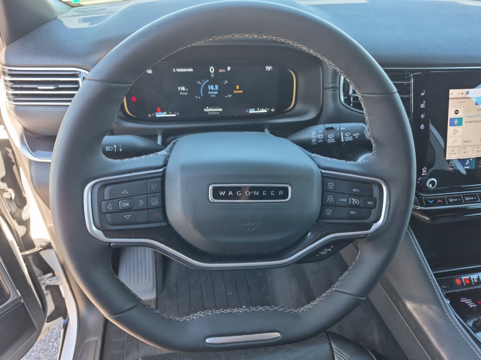 Used 2024 Jeep Wagoneer 4WD w/ Convenience Group I image 9