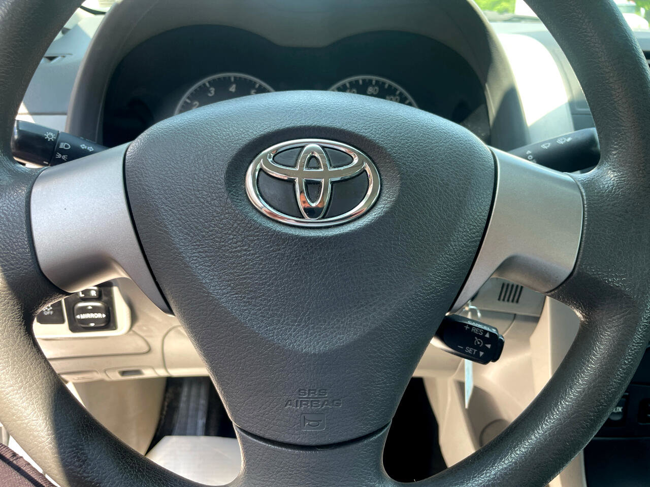 Used 2010 Toyota Corolla image 13