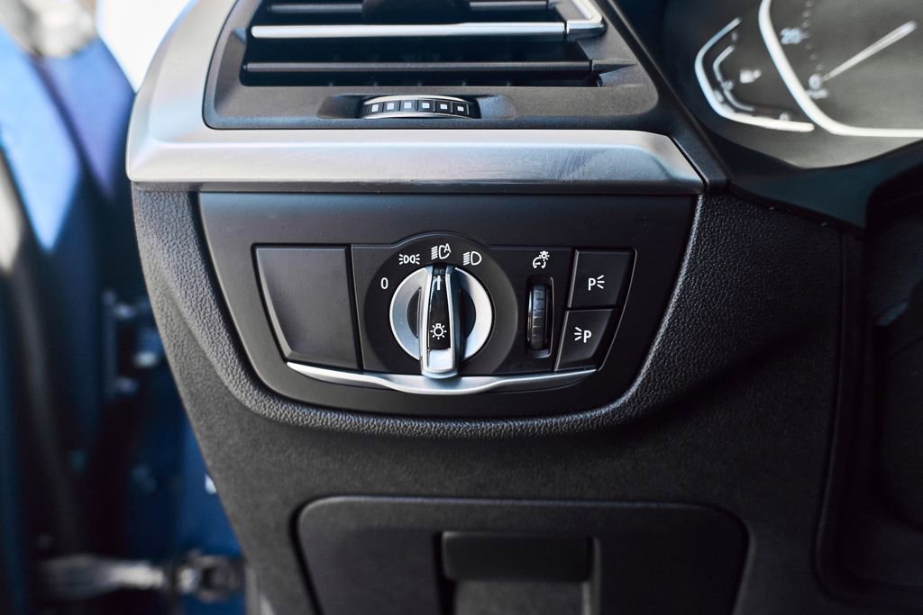 Used 2022 BMW X3 xDrive30i w/ Convenience Package AWD/4WD image 27