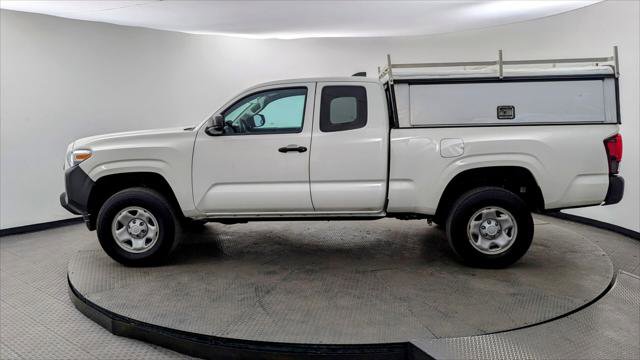 Used 2020 Toyota Tacoma SR image 3
