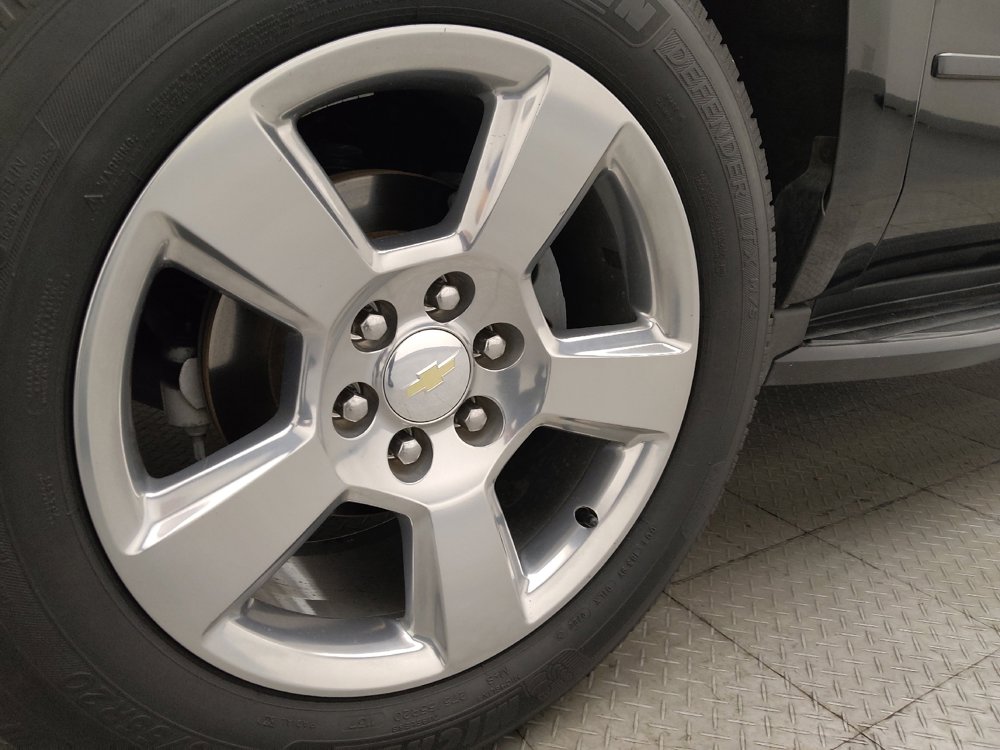 Used 2018 Chevrolet Tahoe LS w/ All-Season Package image 31