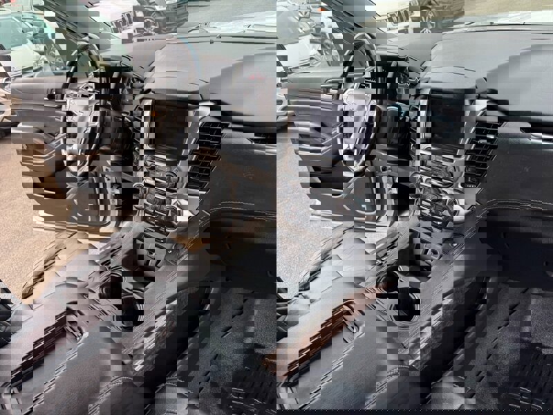 Used 2020 Chevrolet Tahoe LT image 53