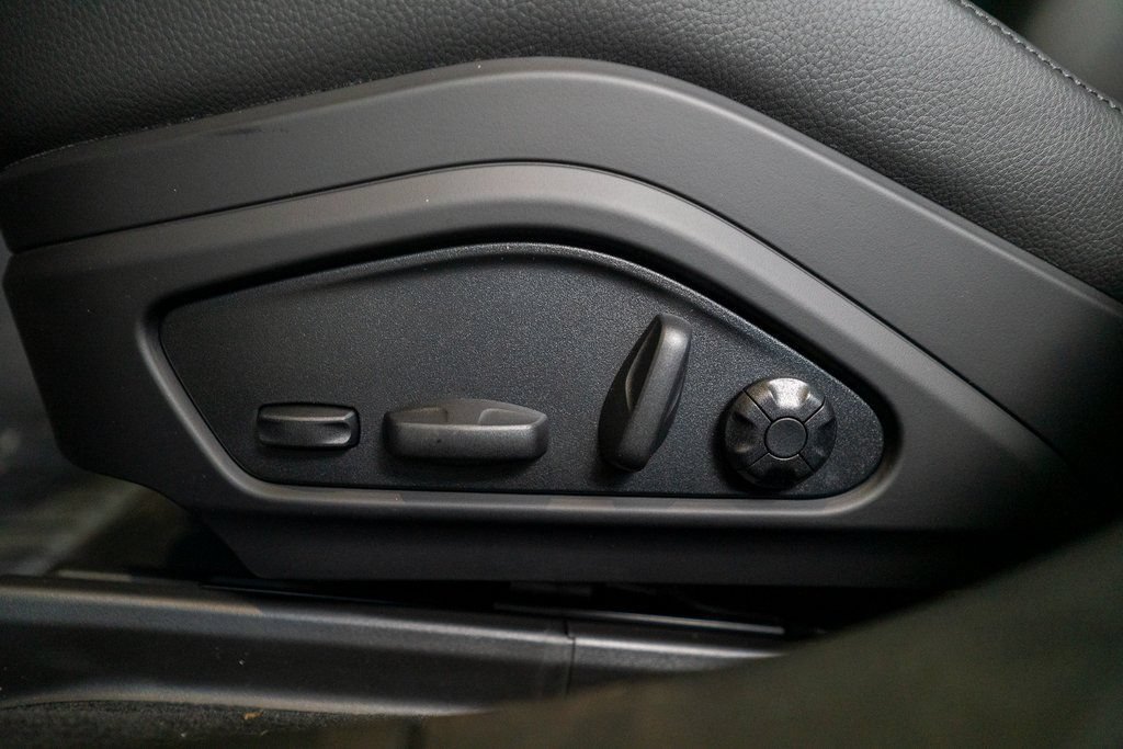 New 2026 Porsche Panamera 4 AWD/4WD image 24