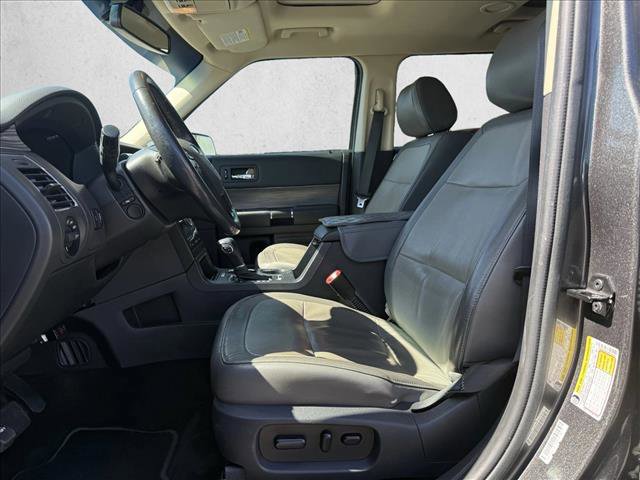 Used 2016 Ford Flex Limited w/ Equipment Group 301A FWD image 13