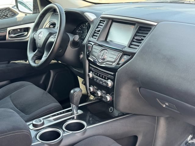 Used 2014 Nissan Pathfinder SV AWD/4WD image 8