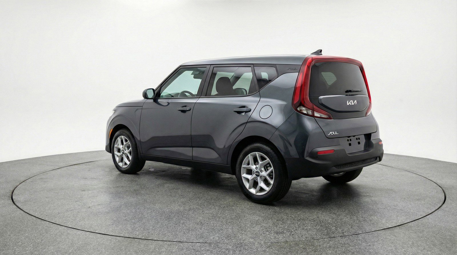 Used 2025 Kia Soul LX w/ LX Technology Package FWD image 6