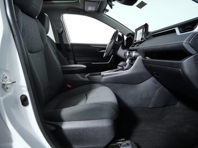 Used 2022 Toyota RAV4 XLE w/ Convenience Package AWD/4WD image 8
