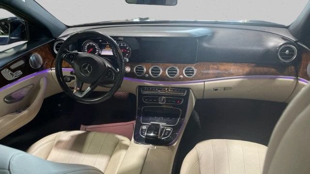 Used 2017 Mercedes-Benz E 300 4MATIC image 16