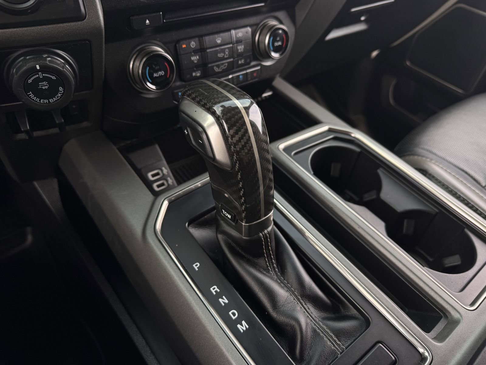 Used 2018 Ford F150 Raptor w/ Equipment Group 802A Luxury image 20