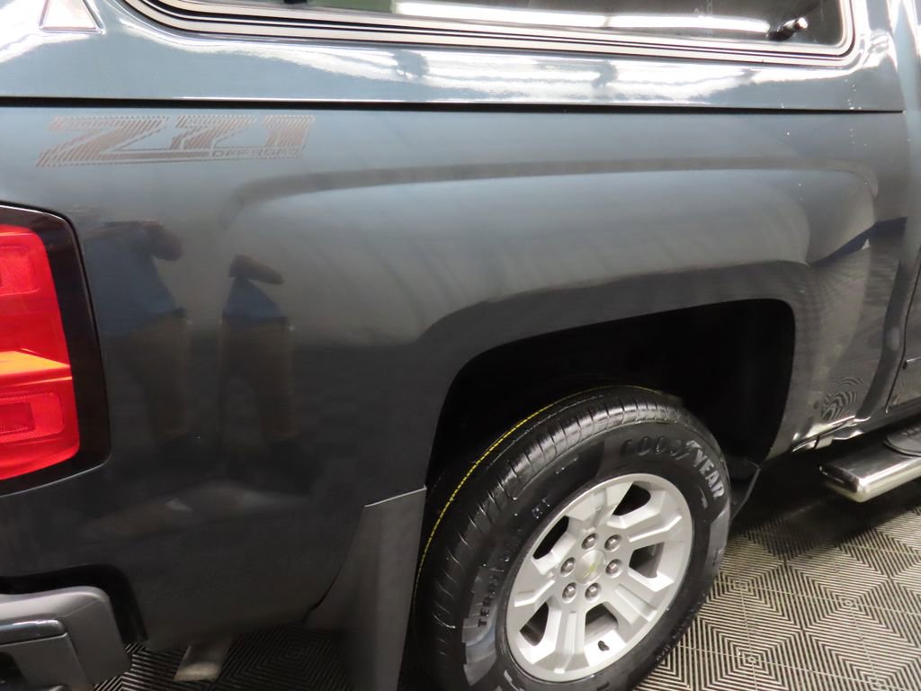 Used 2018 Chevrolet Silverado 1500 LT w/ All Star Edition image 26