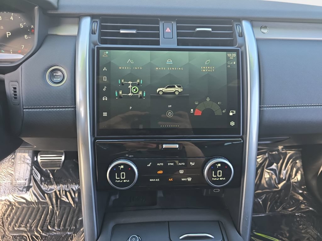 Certified 2025 Land Rover Discovery Dynamic SE AWD/4WD image 22