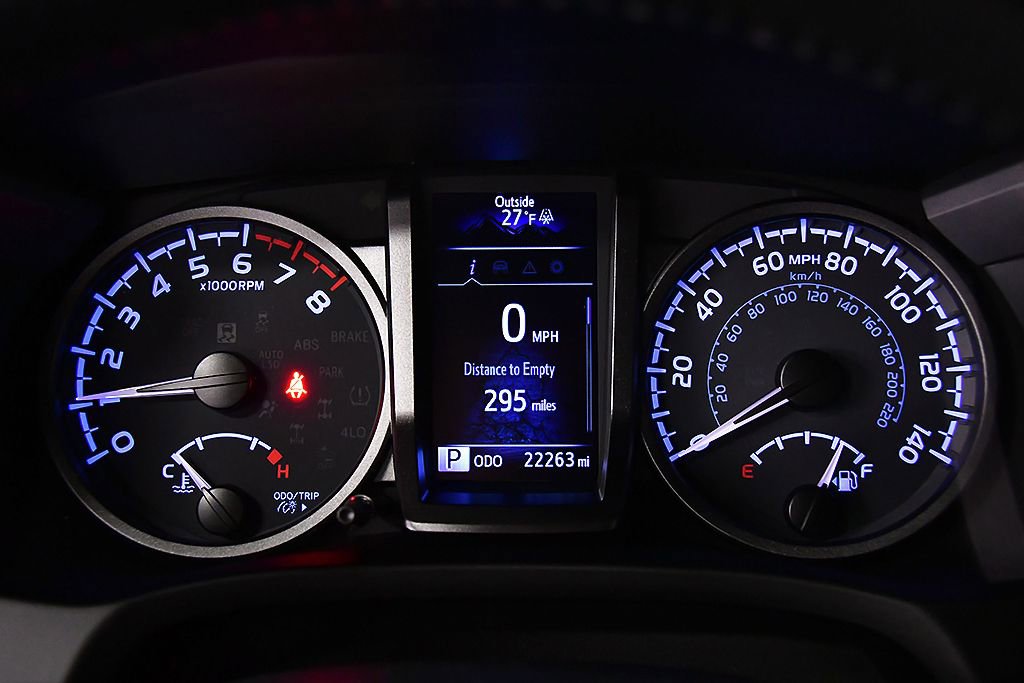 Used 2023 Toyota Tacoma TRD Sport image 18