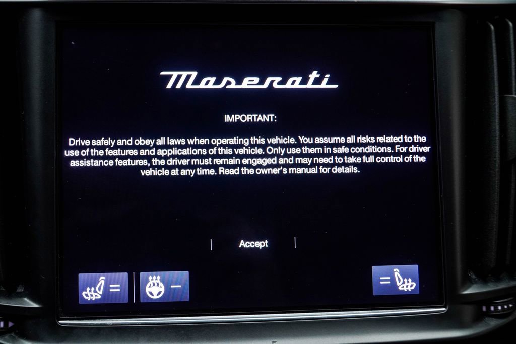 Used 2021 Maserati Levante AWD/4WD image 25