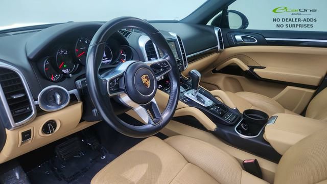 Used 2016 Porsche Cayenne AWD/4WD image 18