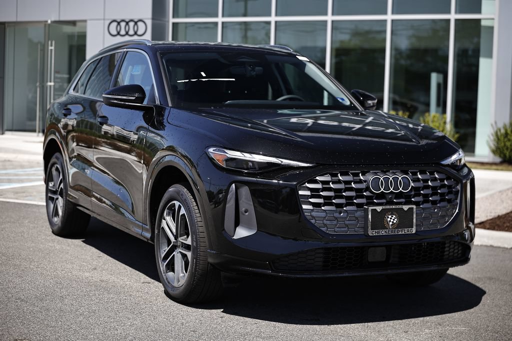 New 2026 Audi Q5 Premium AWD/4WD image 2