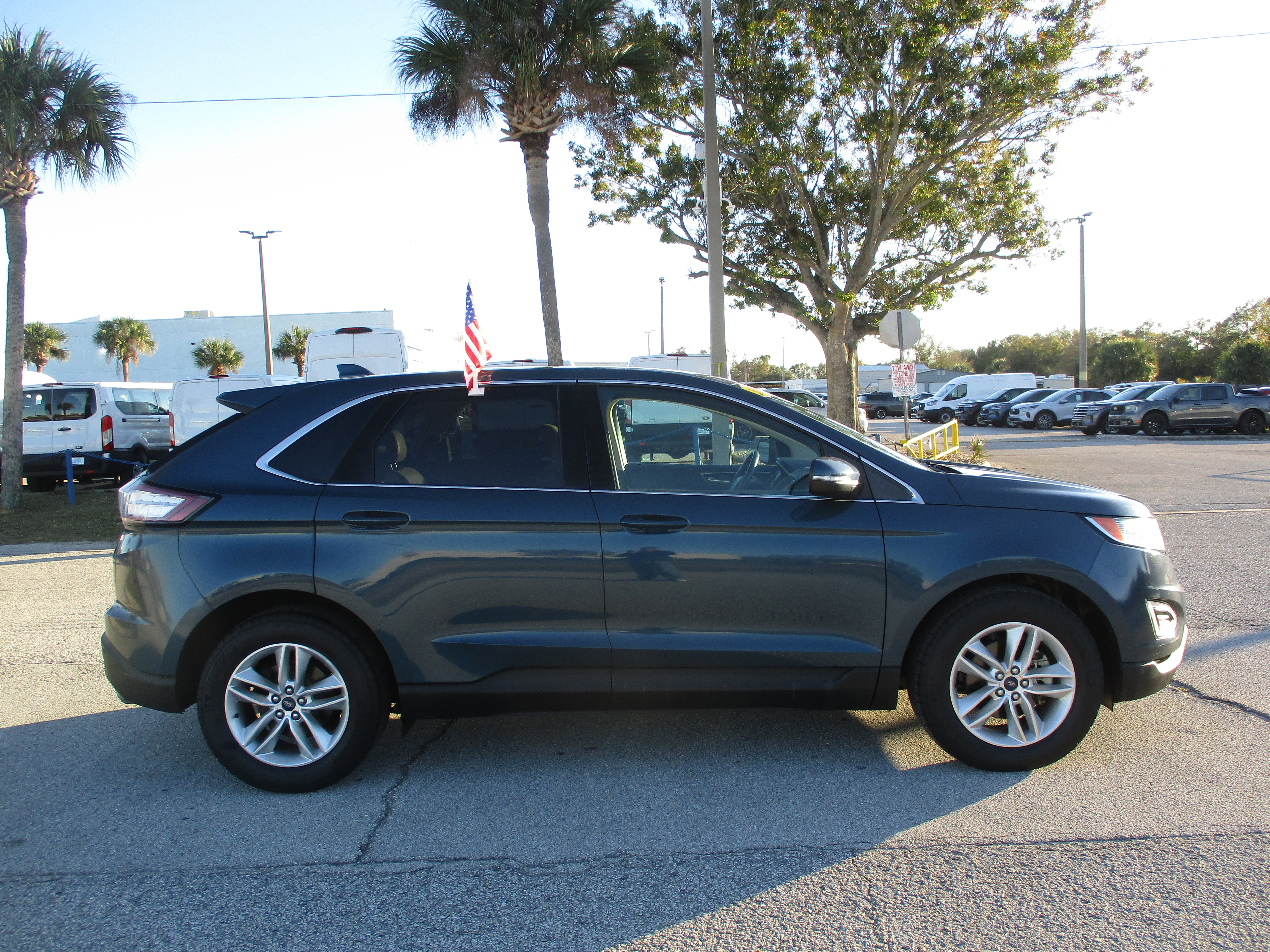 Used 2016 Ford Edge SEL w/ Equipment Group 201A image 8