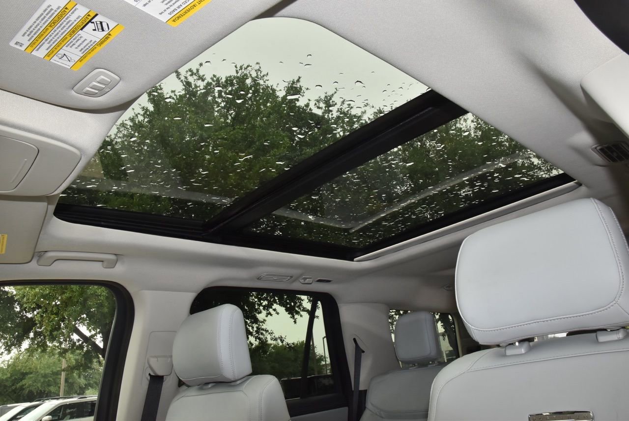 Certified 2025 Ford Expedition Platinum AWD/4WD image 34