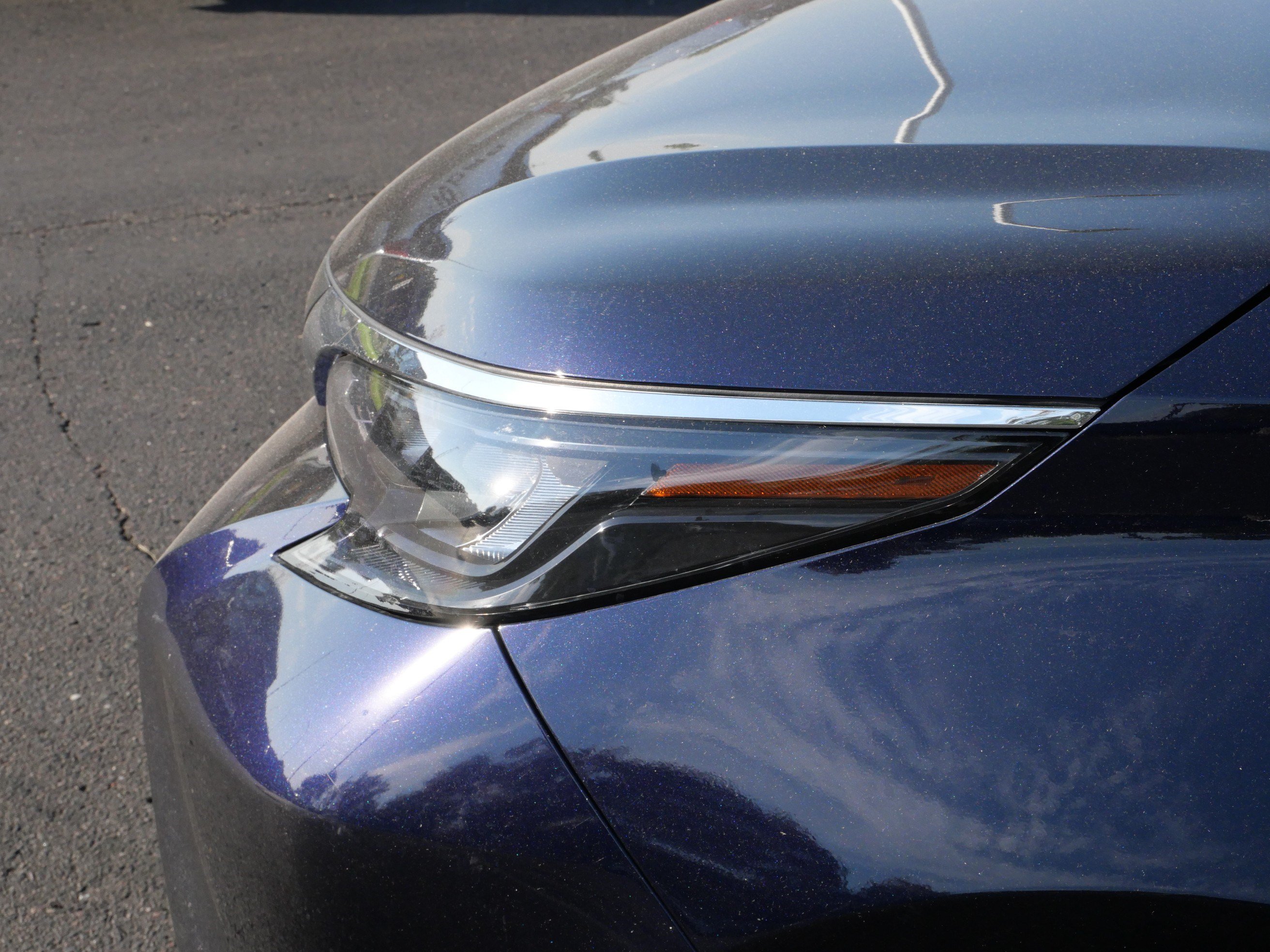 Used 2025 Toyota Sienna LE AWD/4WD image 16