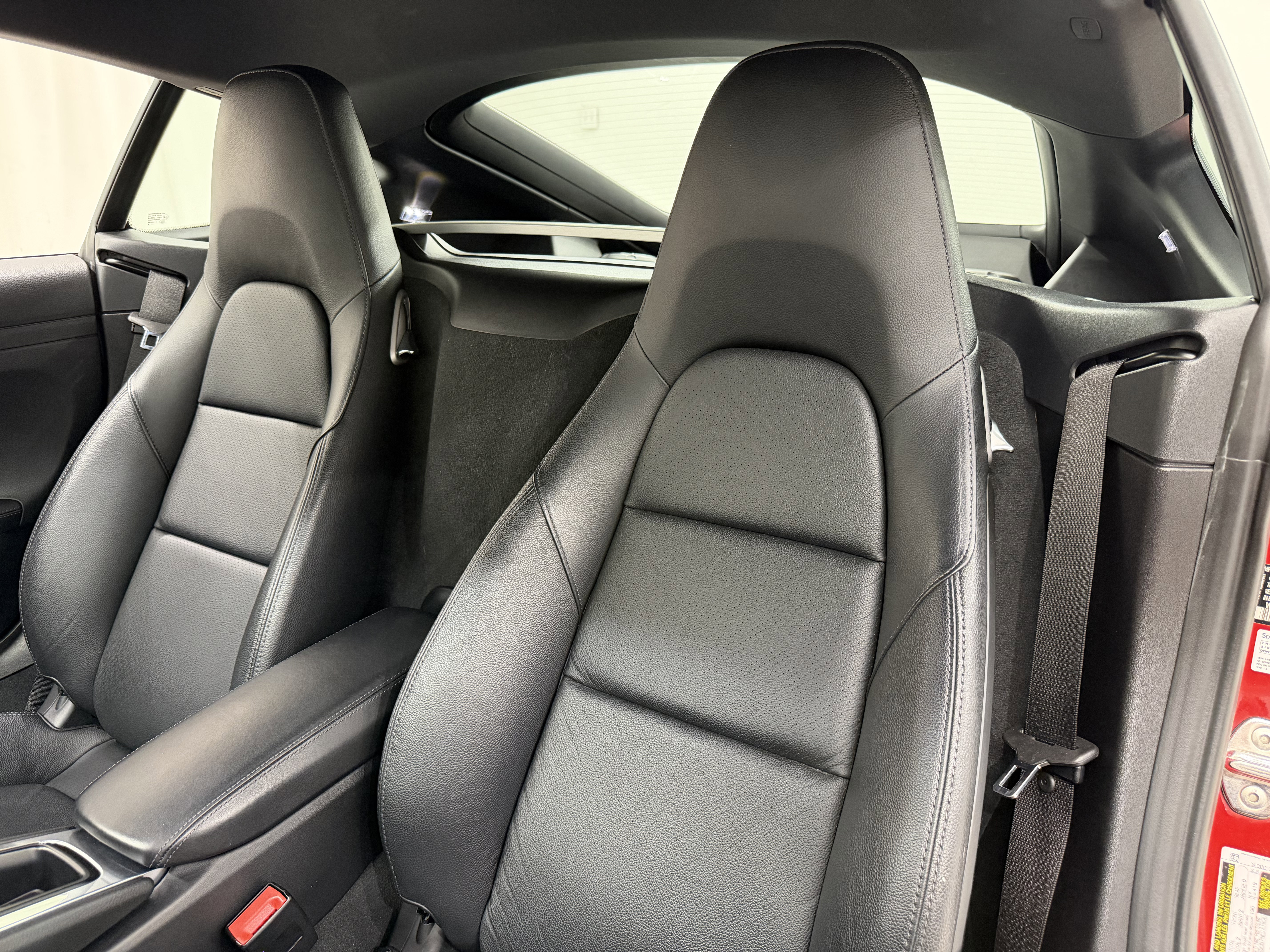 Certified 2019 Porsche 718 Cayman S RWD image 27