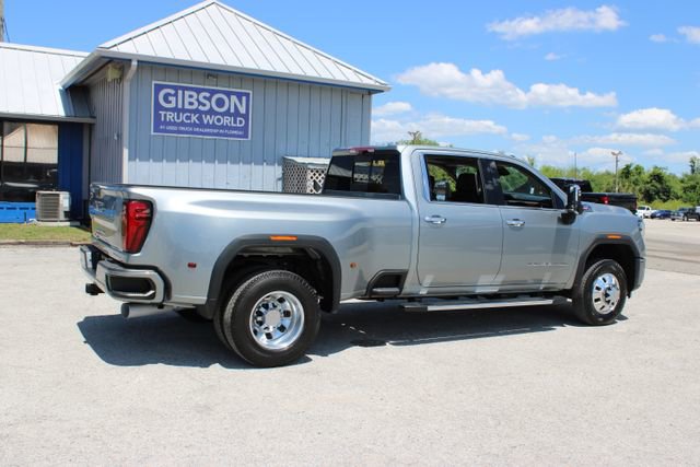 Used 2024 GMC Sierra 3500 Denali w/ Denali Reserve Package image 13