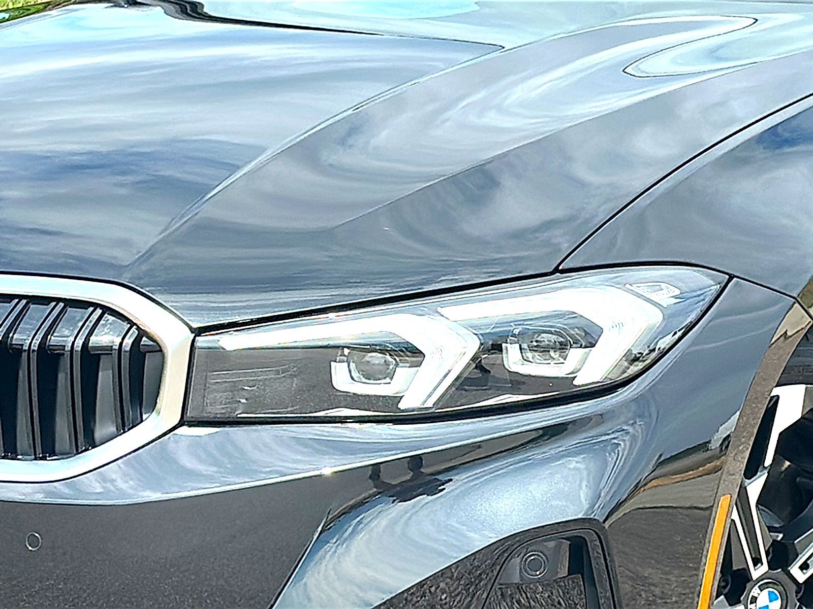 New 2026 BMW 330i Sedan w/ Premium Package RWD image 4