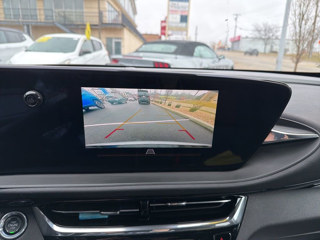 Used 2025 Buick Envista Sport Touring image 26