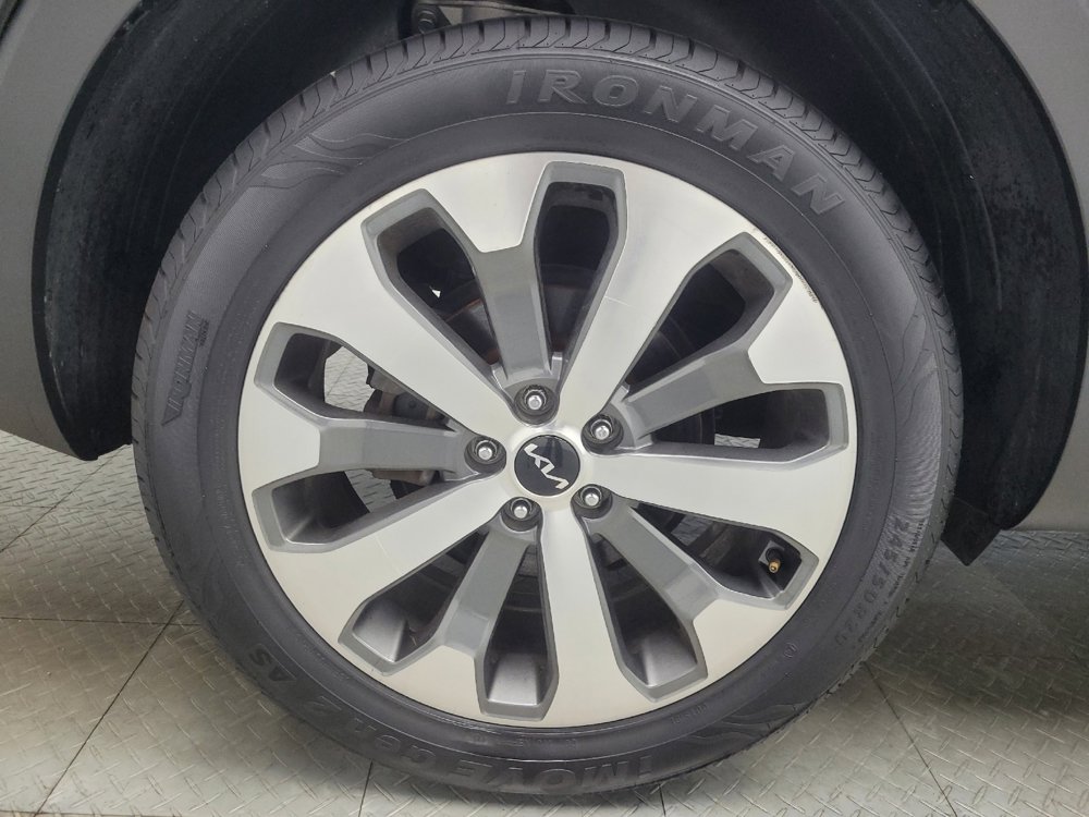 Used 2022 Kia Telluride S image 31