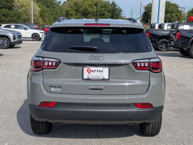 New 2026 Jeep Compass Latitude AWD/4WD image 4