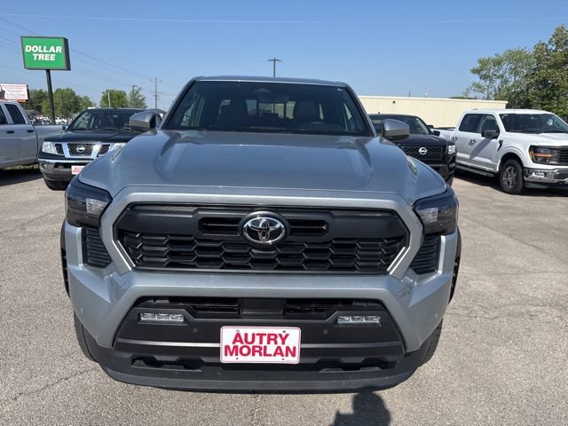 Used 2024 Toyota Tacoma TRD Off-Road w/ TRD Off Road Upgrade Package AWD/4WD image 5